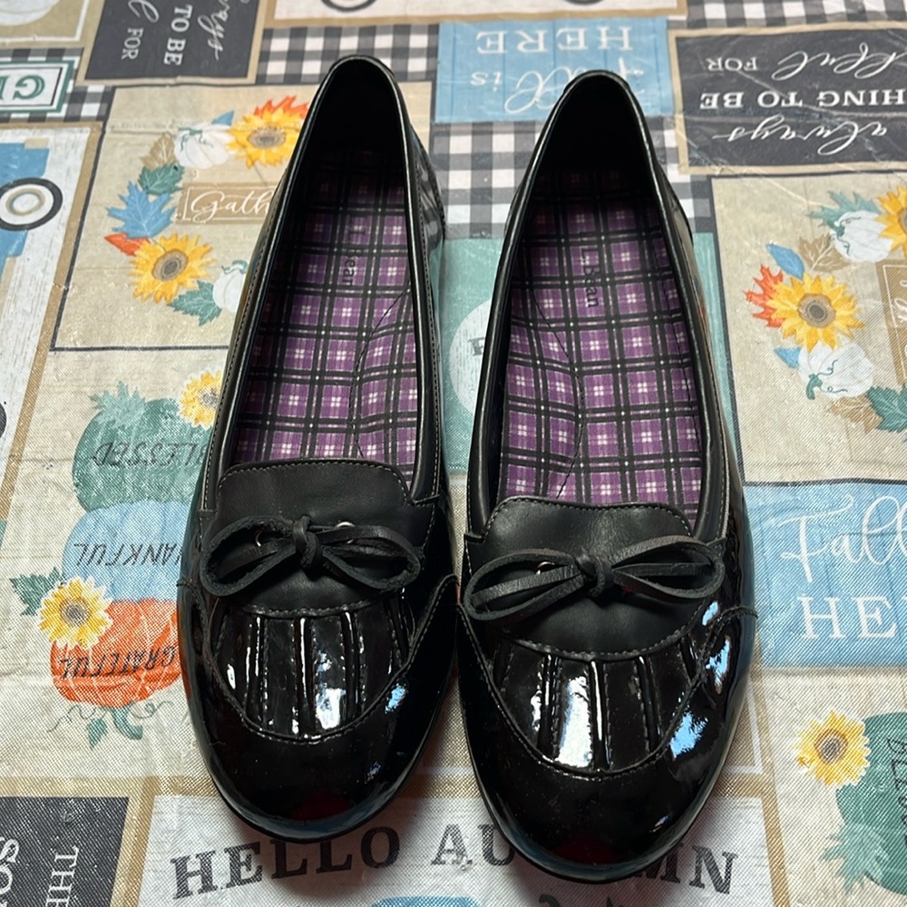 LL Bean Women's Black Loafers Size 9
